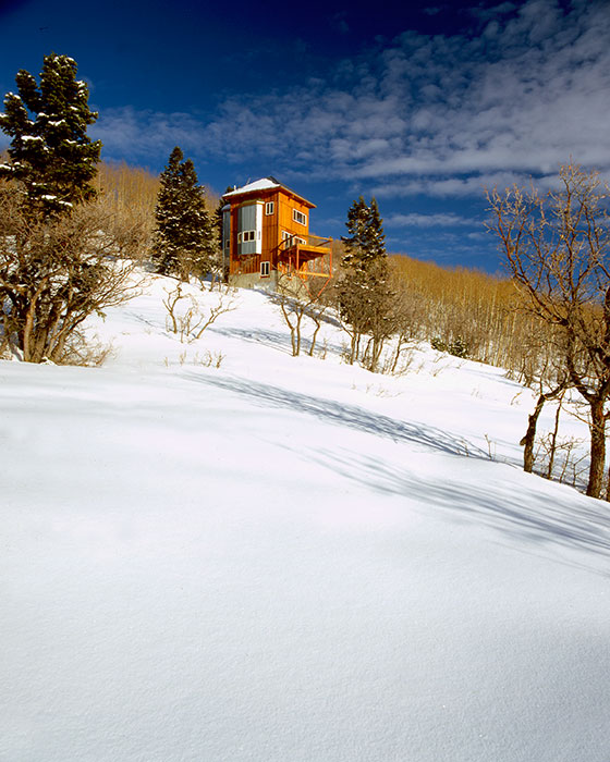 Residence constructed with shipping containers by Hank Louis